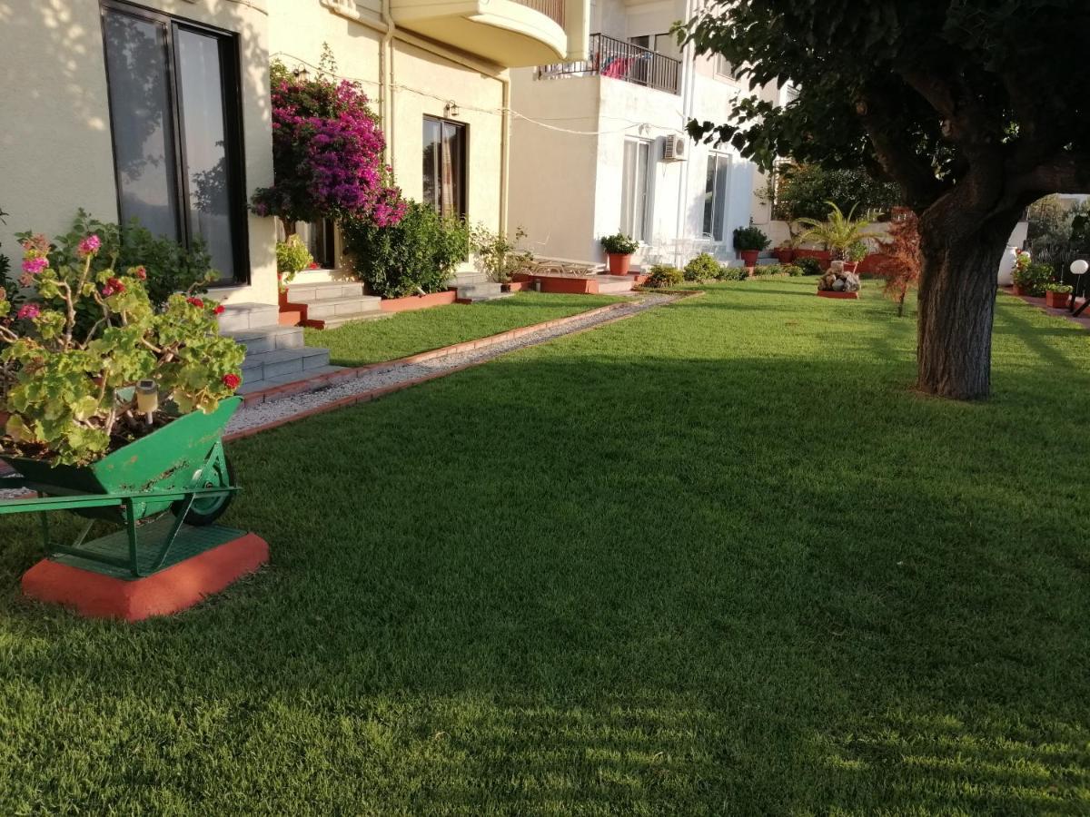 Green Garden Studios Коскину Экстерьер фото